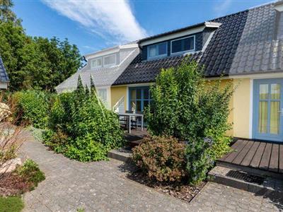 Ferienhaus - 5 Personen -  - Dorfstraße - 18569 - Neuenkirchen