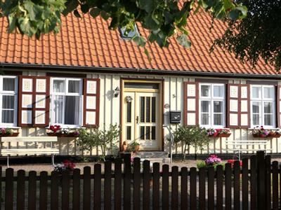Ferienhaus - 2 Personen -  - Ruhige Lage, schnell an Ostsee oder Bodden - 18375 - Prerow